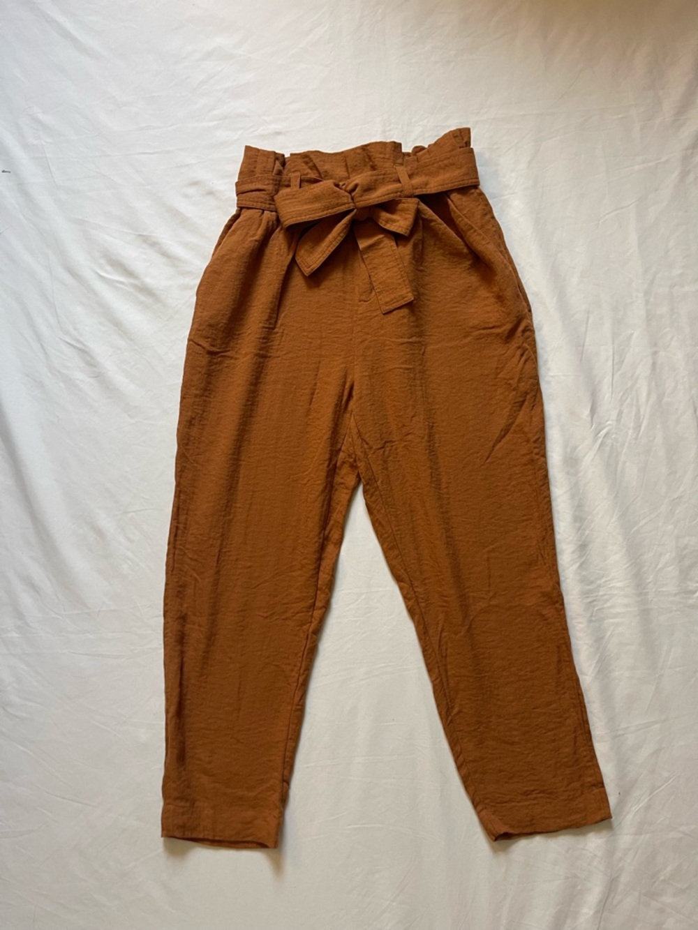 High-Waist Trousers with Tie Belt - Orange-Brown